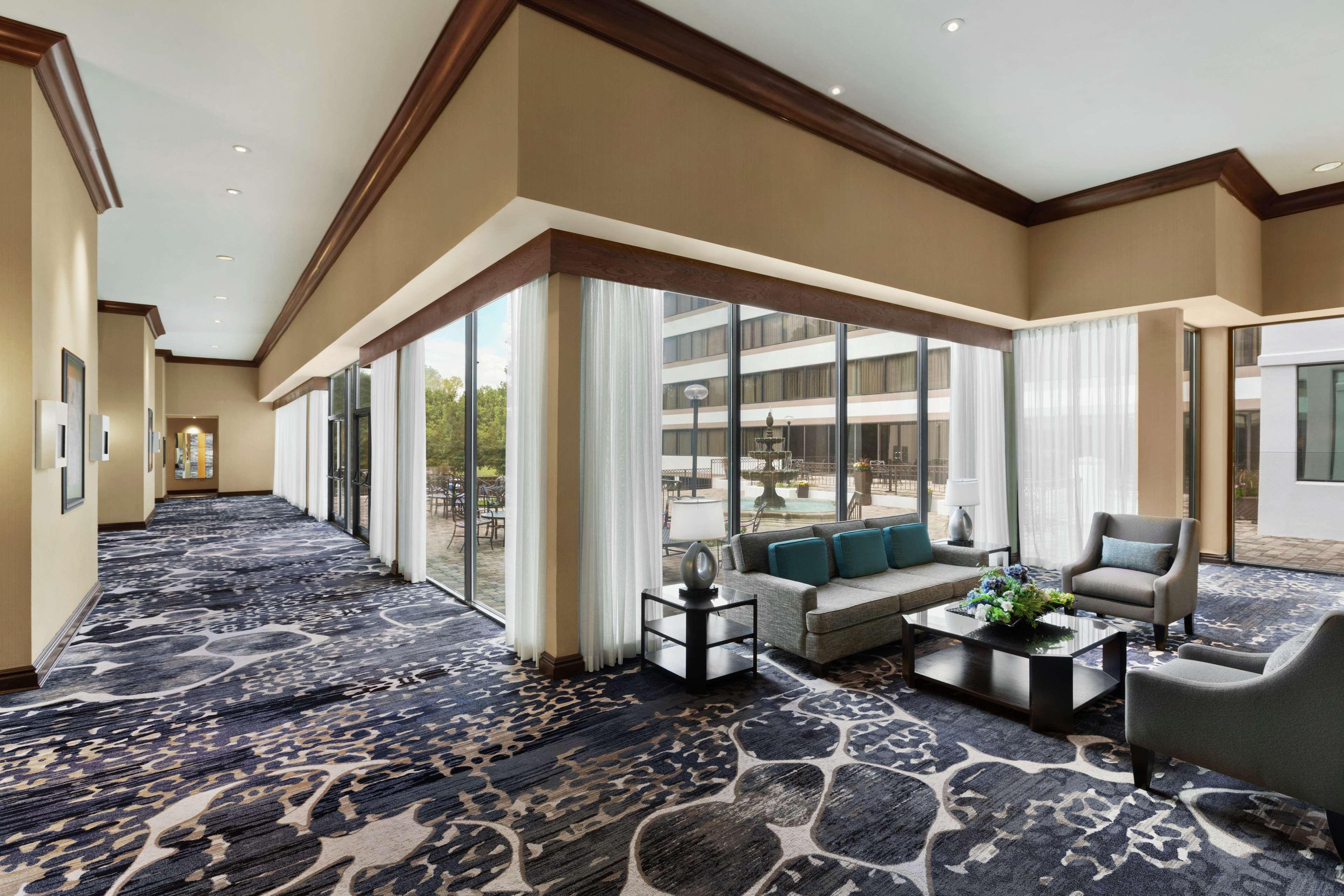 Doubletree By Hilton South Charlotte Tyvola 호텔 외부 사진