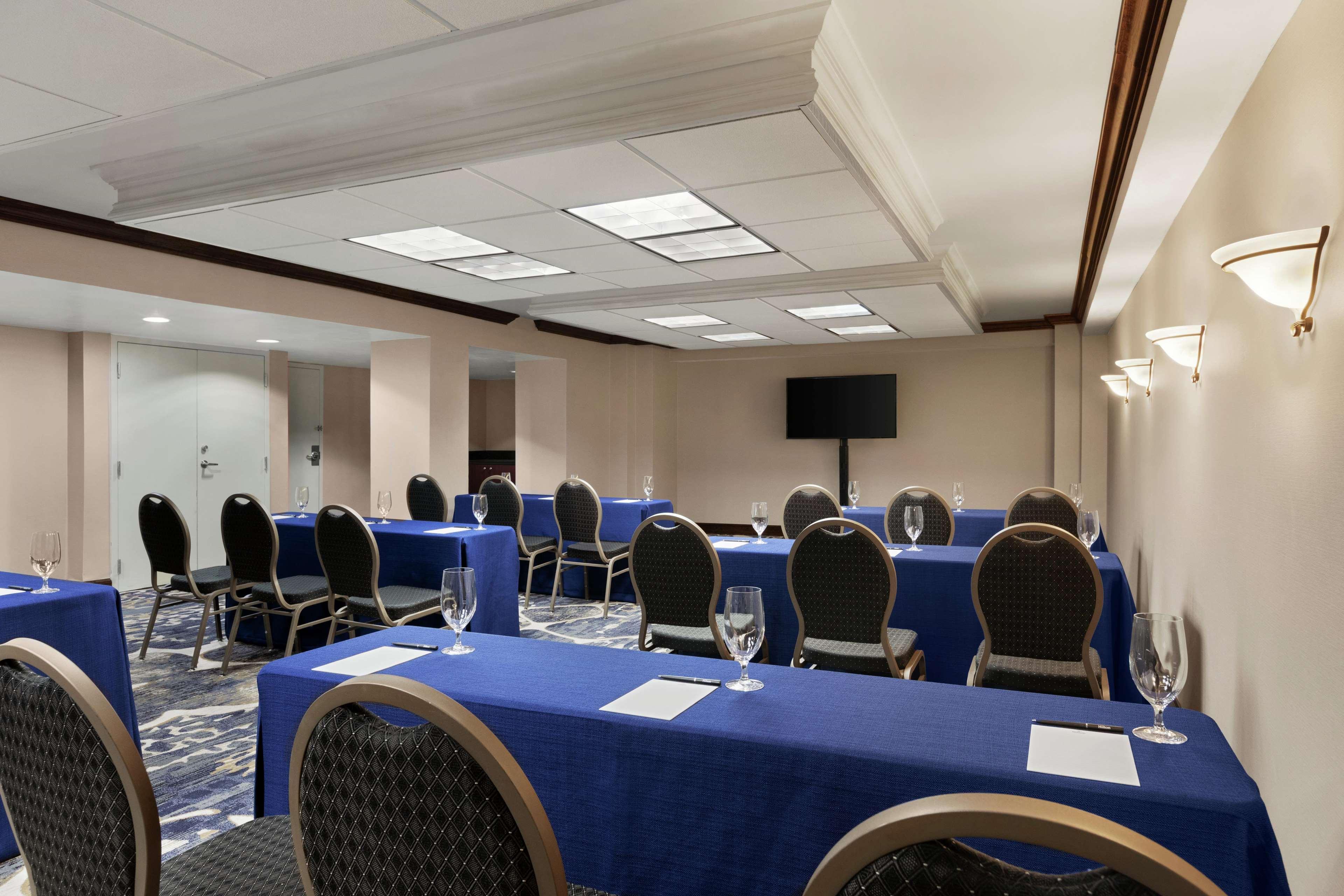 Doubletree By Hilton South Charlotte Tyvola 호텔 외부 사진