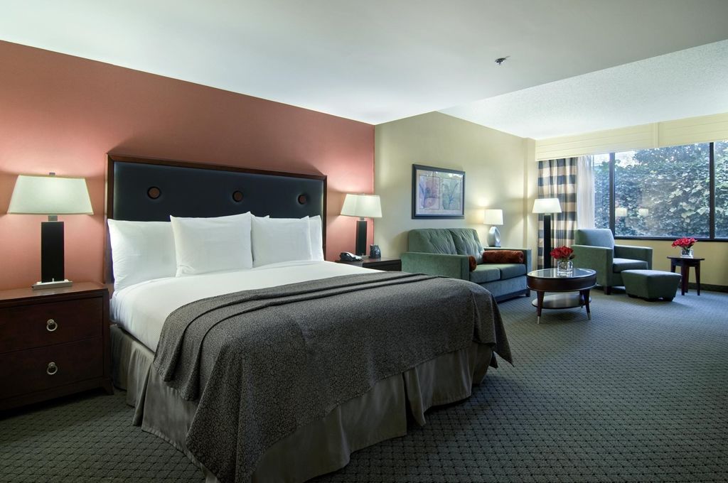 Doubletree By Hilton South Charlotte Tyvola 호텔 객실 사진
